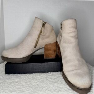 OTBT‎ Beige Stone Suede Leather Stud Platform Ankle Boots Womens 6 Chunky Heel